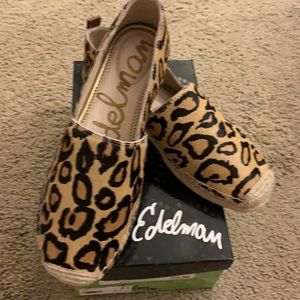 NIB Sam Edelman size 8.5 Khloe leopard flats